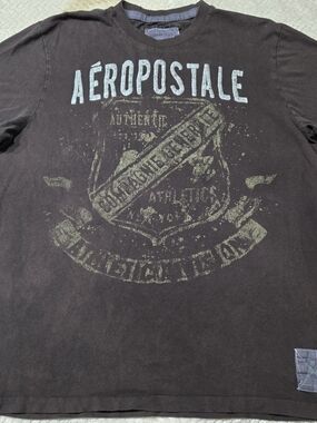 Vintage Aeropostale Graphic T-Shirt Brown Distressed Crest Logo Men’s Large